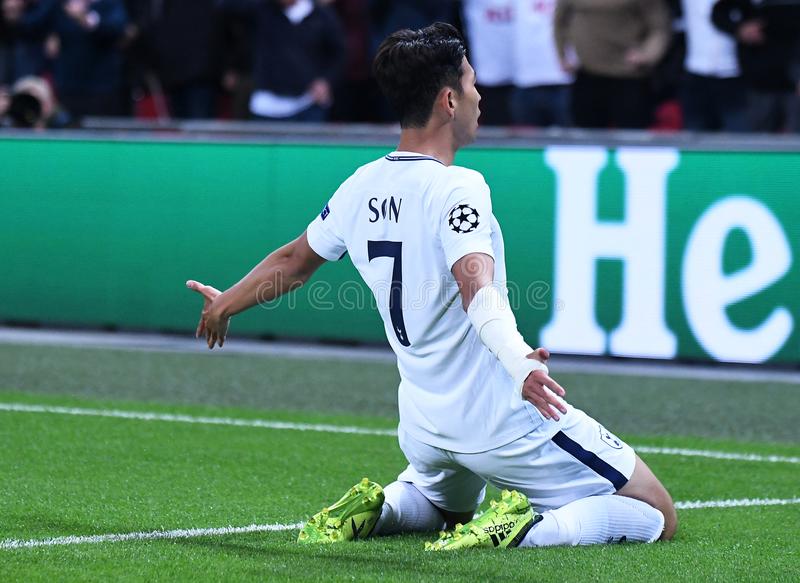  热刺核心孙兴慜伤缺四周无缘欧冠生死战  