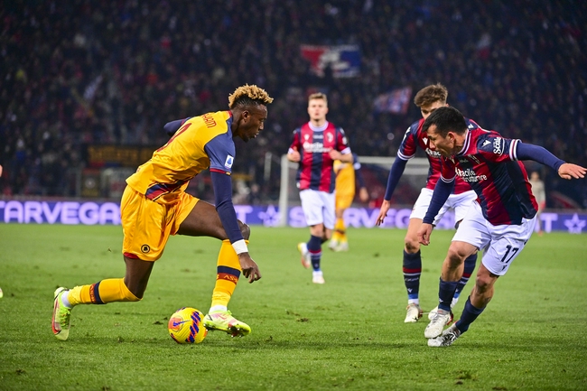  罗马锋线集体哑火，客场不敌博洛尼亚爆冷门