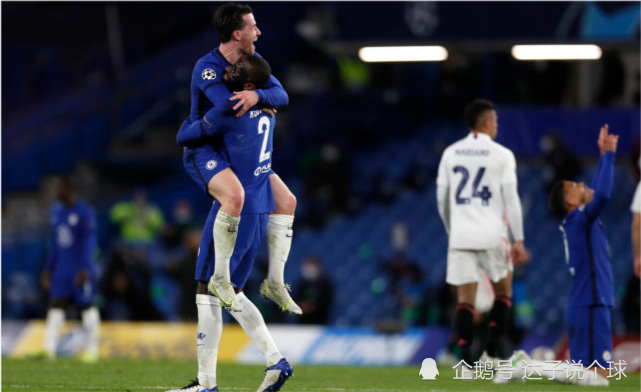  利物浦三球大胜诺丁汉，萨拉赫传射定乾坤  